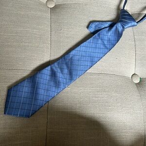 Calvin Klein Blue Striped 100% Silk Adjustable Tie‎